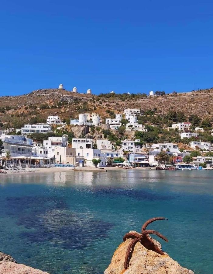 Sweet Home With Two Beds -One Single Room- With Beautiful View! Agia Marina  Exterior foto